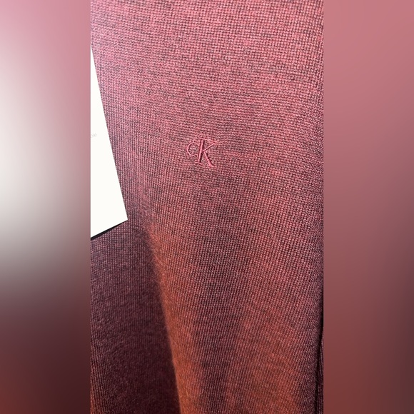 Men’s Calvin Klein V Neck Sweater - Picture 5 of 7